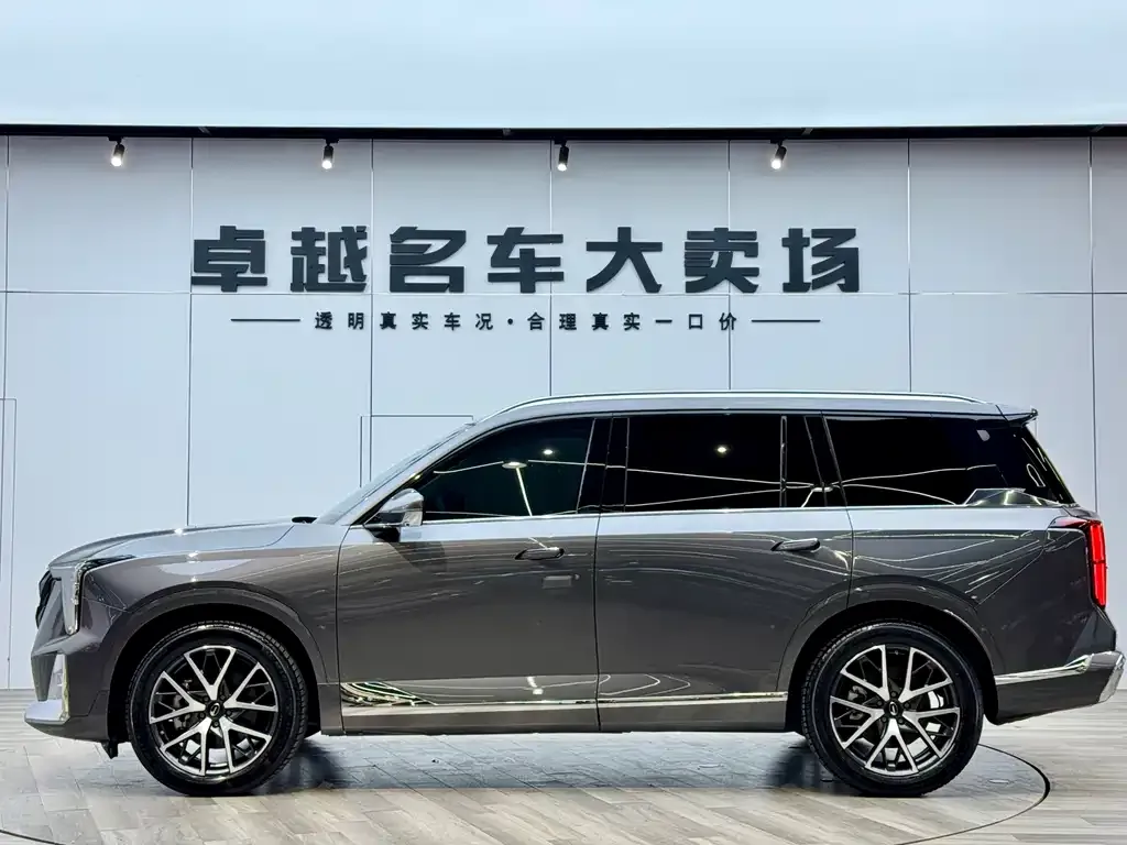 GAC Motor Trumpchi GS8 — фото 4