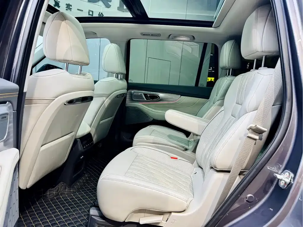 GAC Motor Trumpchi GS8 — фото 6