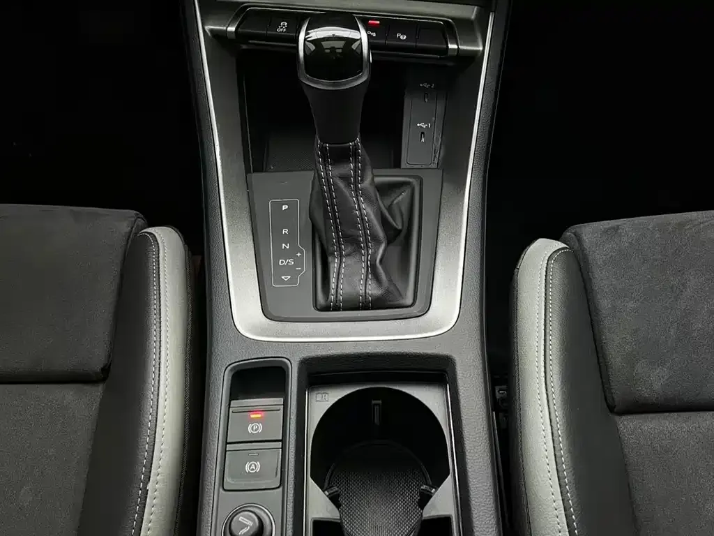 Audi Q3 2022 из CN, фото 6