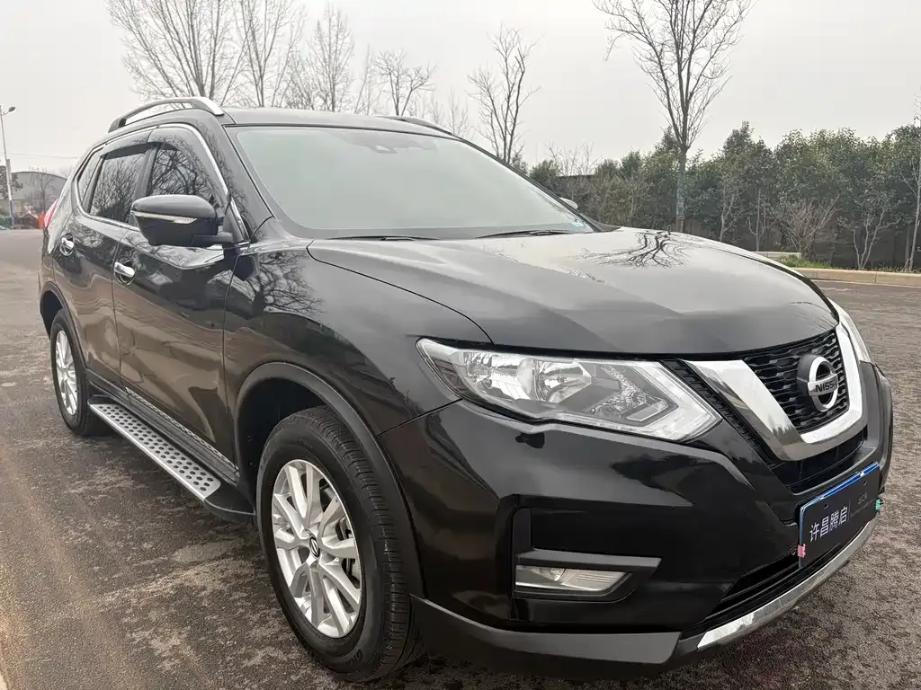 Nissan X-Trail — фото 5