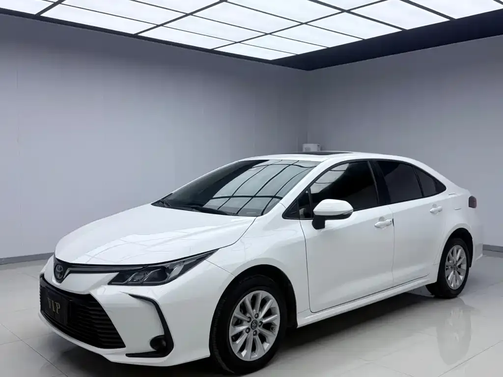 Toyota Corolla 2021 из CN, фото 1