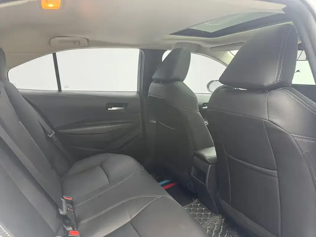 Toyota Corolla 2021 из CN, фото 3