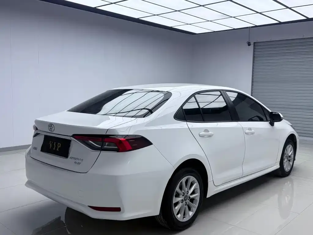 Toyota Corolla 2021 из CN, фото 2