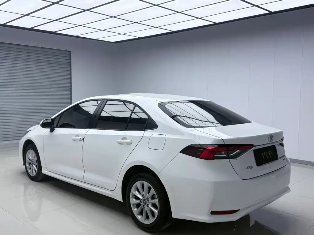 Toyota Corolla 2021 из CN, фото 8