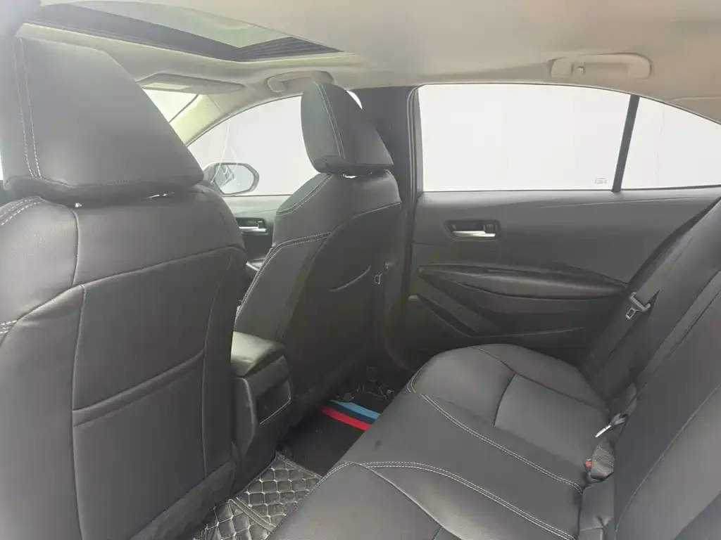 Toyota Corolla 2021 из CN, фото 4