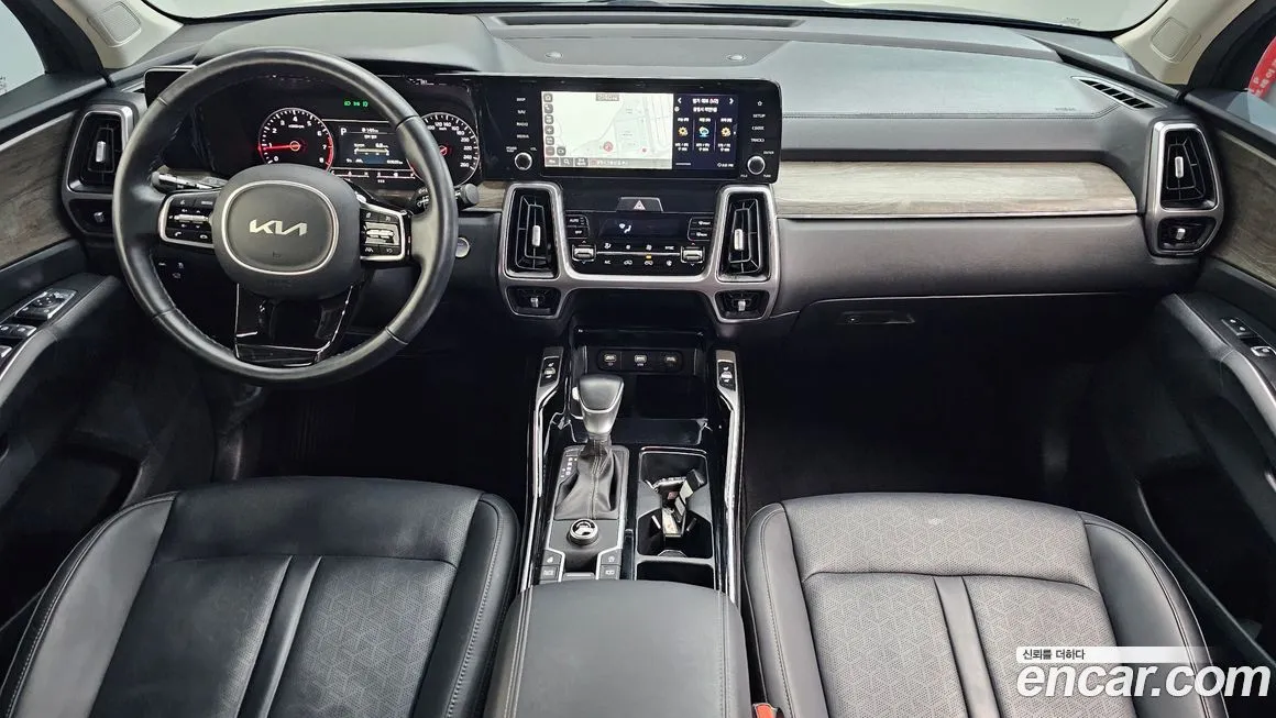 Kia Sorento — фото 6