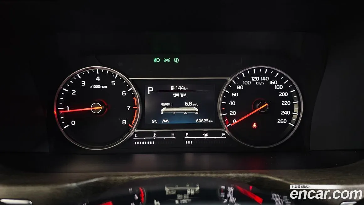 Kia Sorento — фото 5