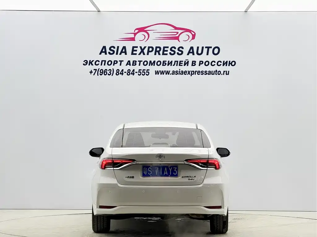 Toyota Corolla 2022 из CN, фото 2