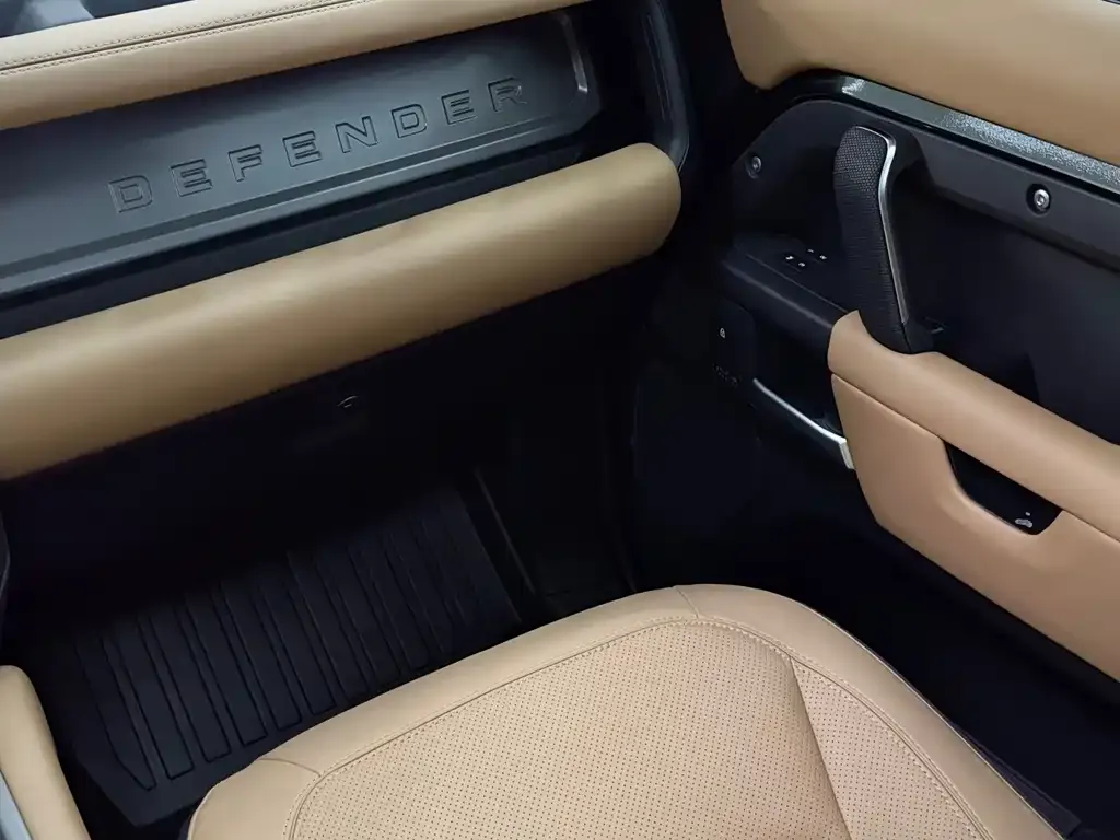 Land Rover Defender 2025 из CN, фото 8