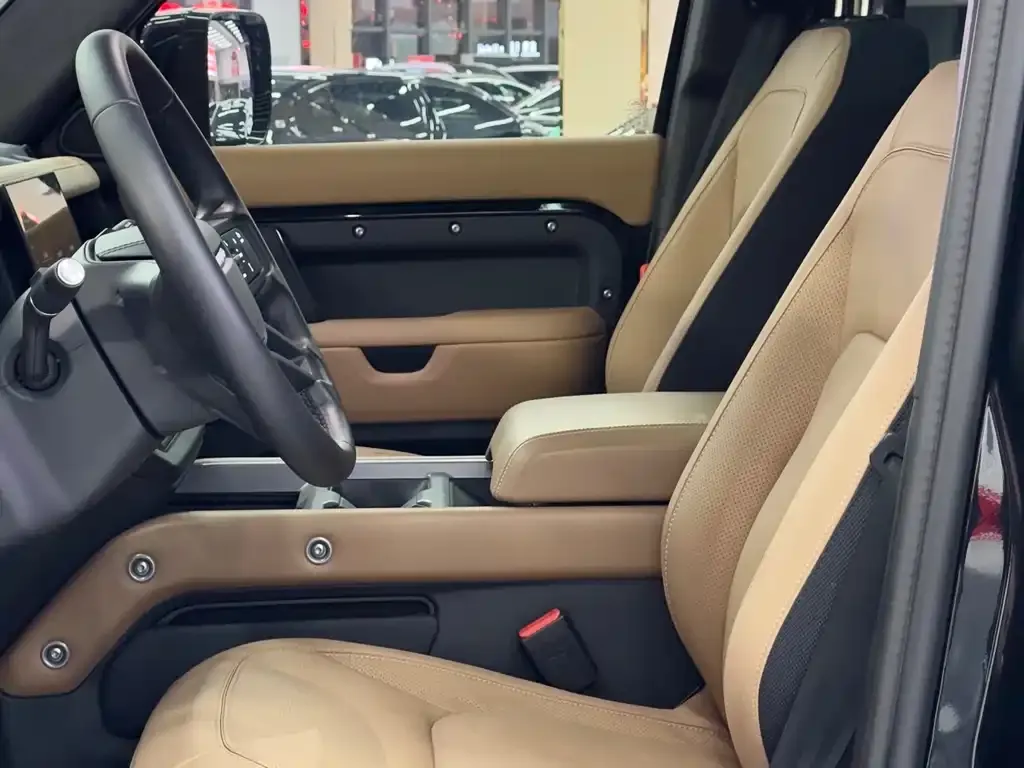 Land Rover Defender 2025 из CN, фото 5
