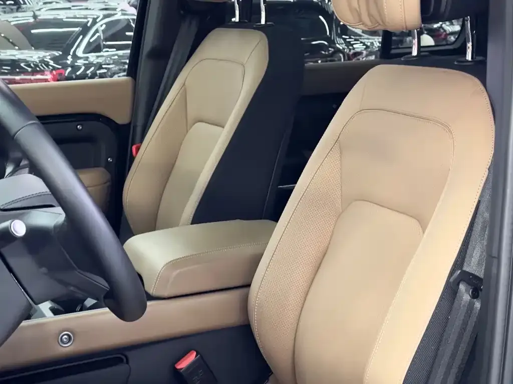 Land Rover Defender 2025 из CN, фото 10