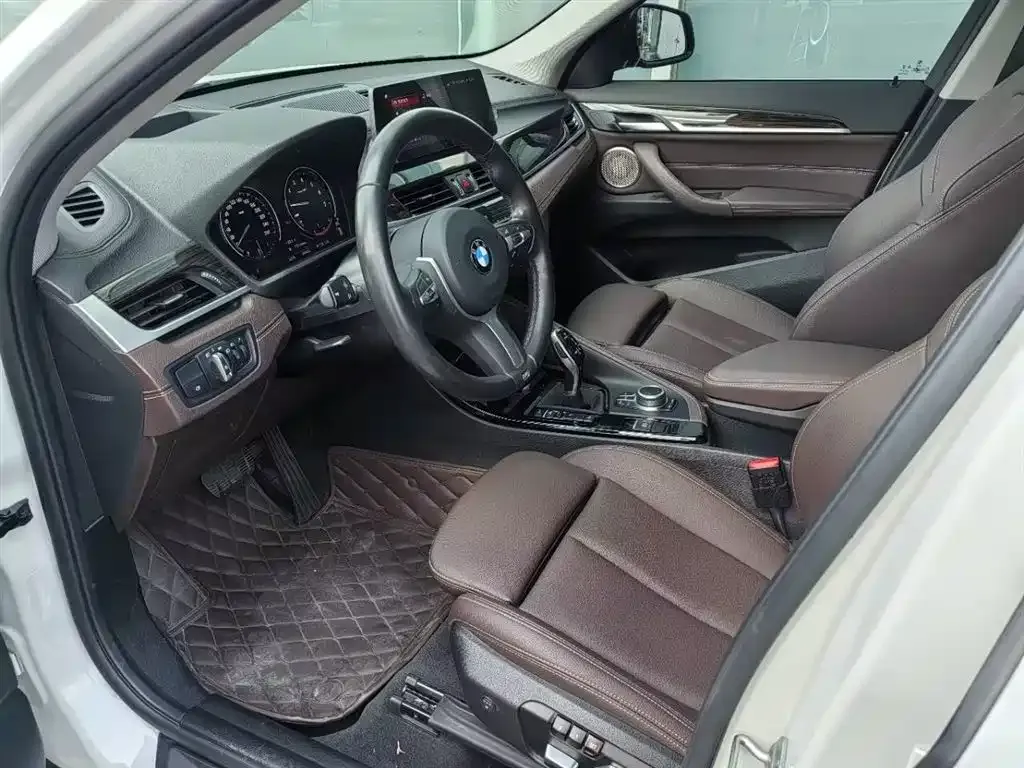 BMW X1 2021 из CN, фото 9