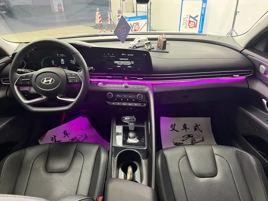 Hyundai Elantra 2023 из CN, фото 10