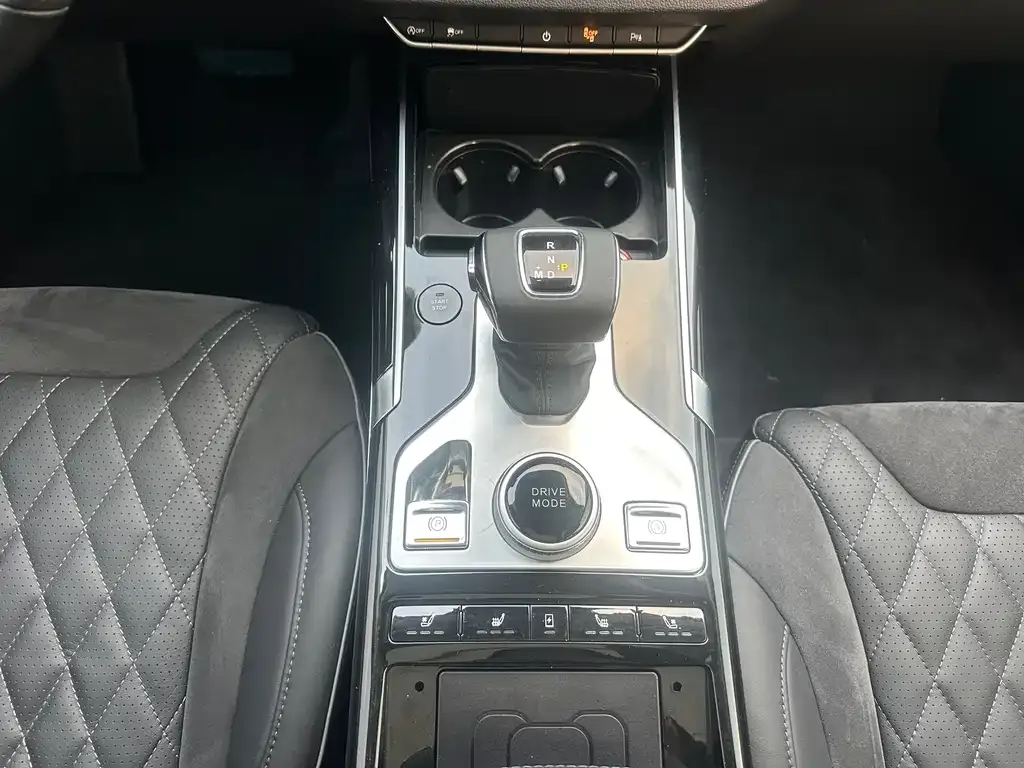 Hongqi HS5 2021 из CN, фото 8