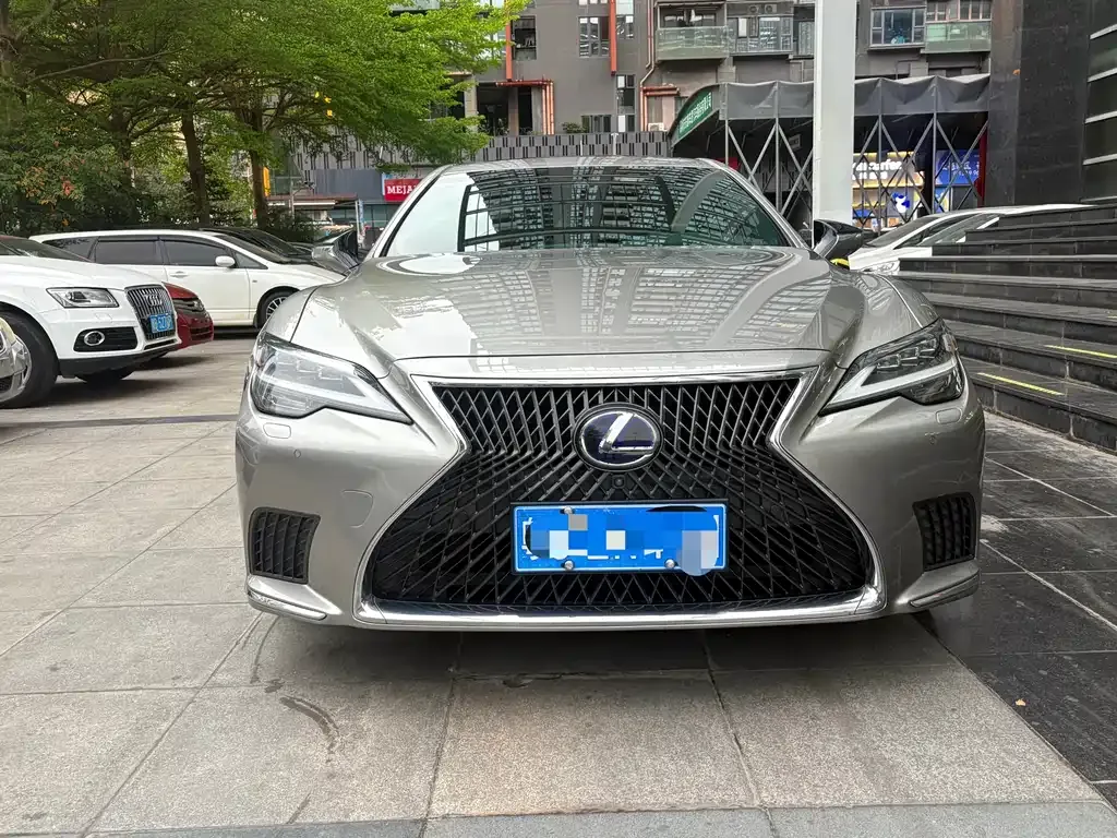 Lexus LS 2021 из CN, фото 6