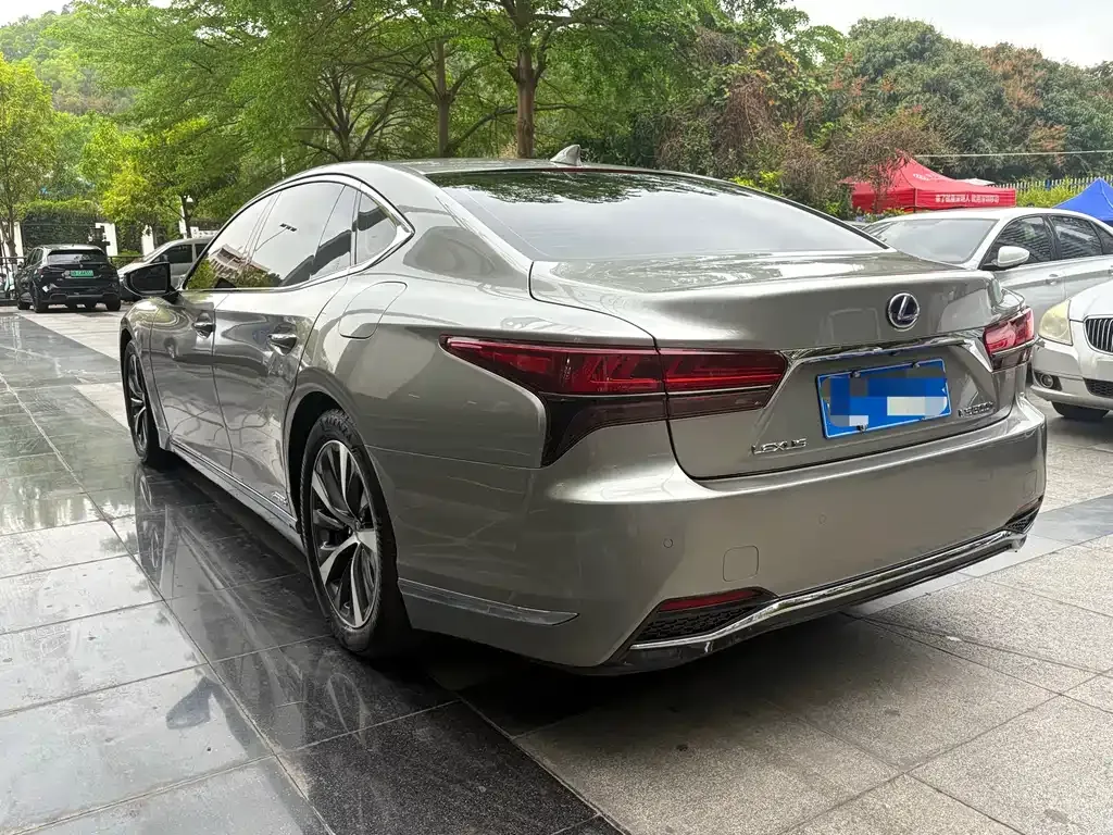Lexus LS 2021 из CN, фото 10