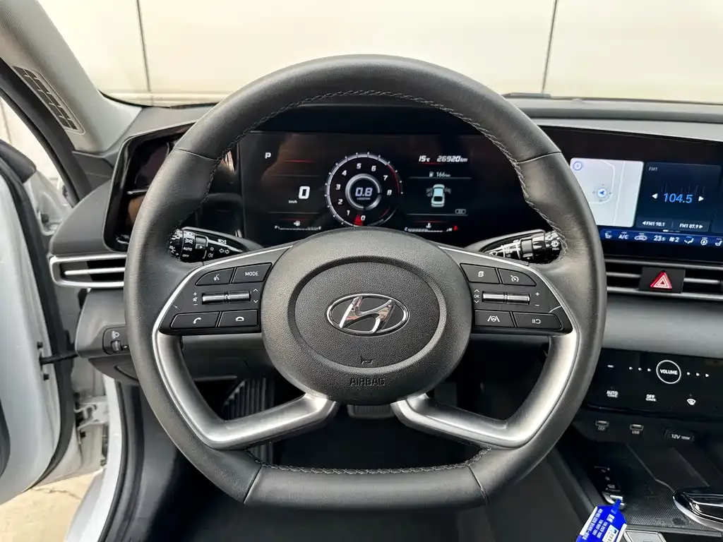 Hyundai Elantra 2022 из CN, фото 10