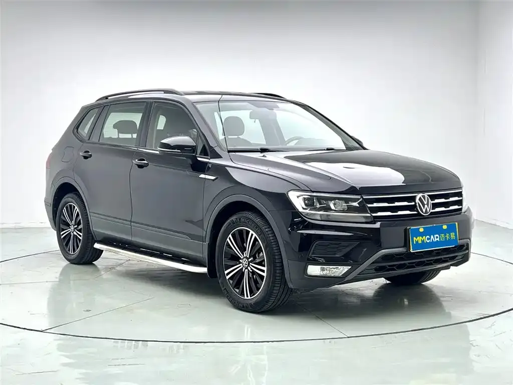 Volkswagen Tiguan L — фото 7