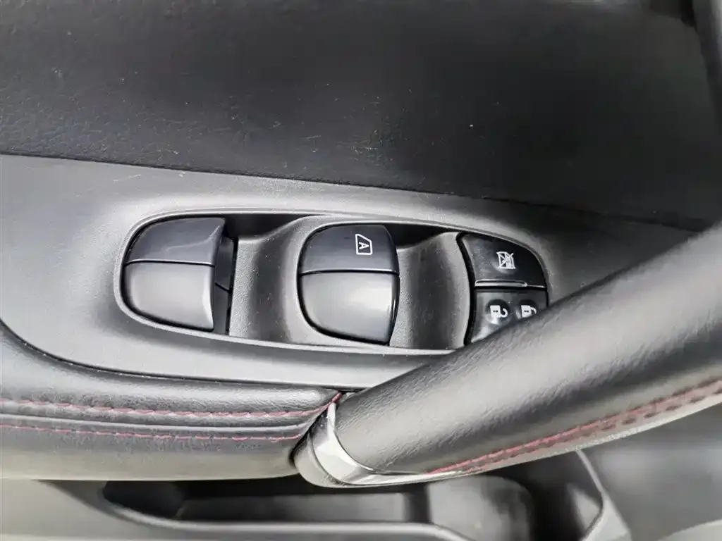 Nissan Qashqai — фото 3