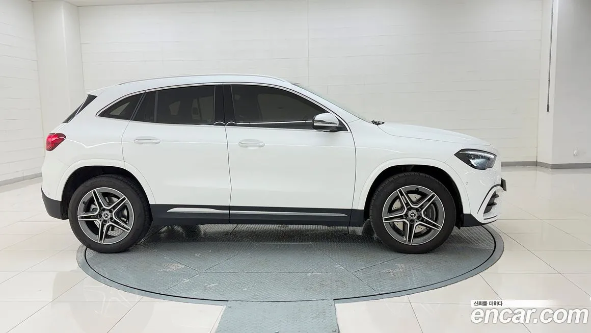 Mercedes-Benz GLA-Class — фото 2
