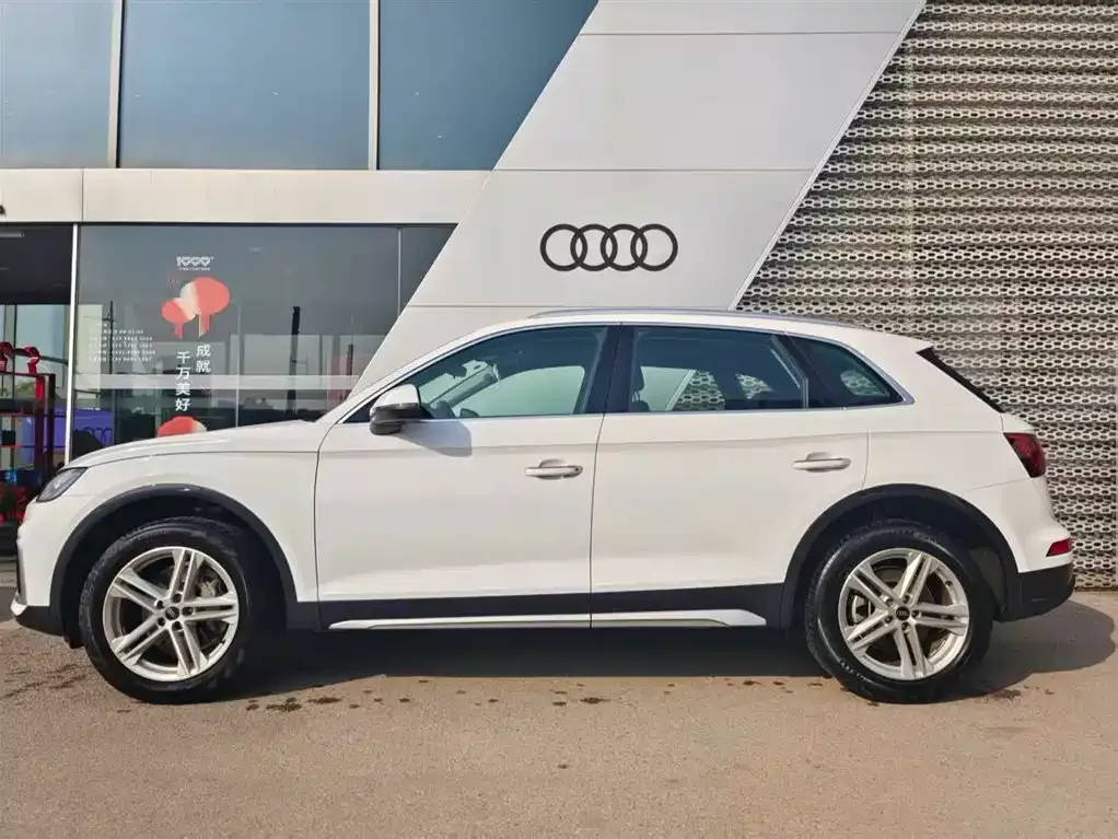 Audi Q5L 2024 из CN, фото 5