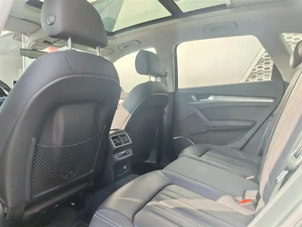 Audi Q5L 2024 из CN, фото 3