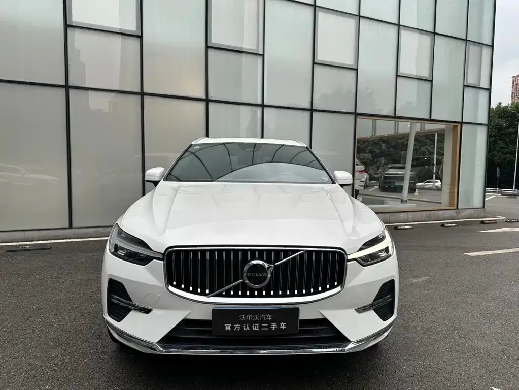 Volvo XC60 2024 из CN, фото 3