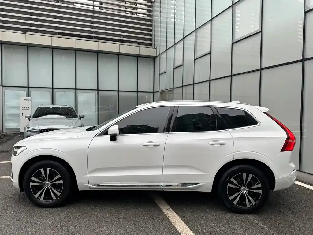 Volvo XC60 2024 из CN, фото 6