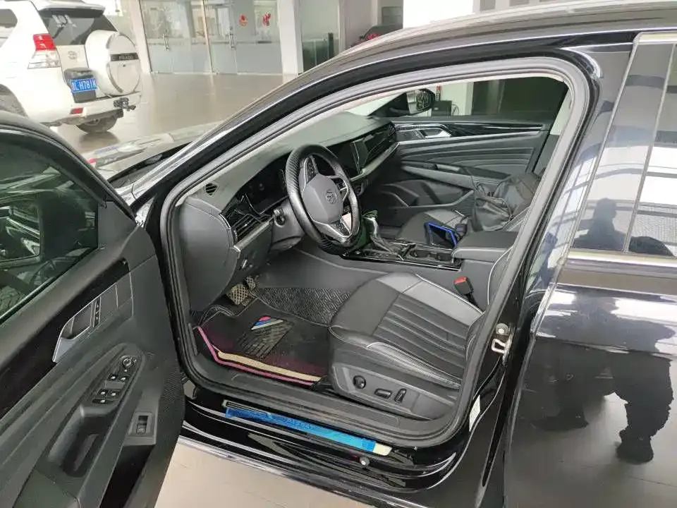 Volkswagen Passat 2021 из CN, фото 9