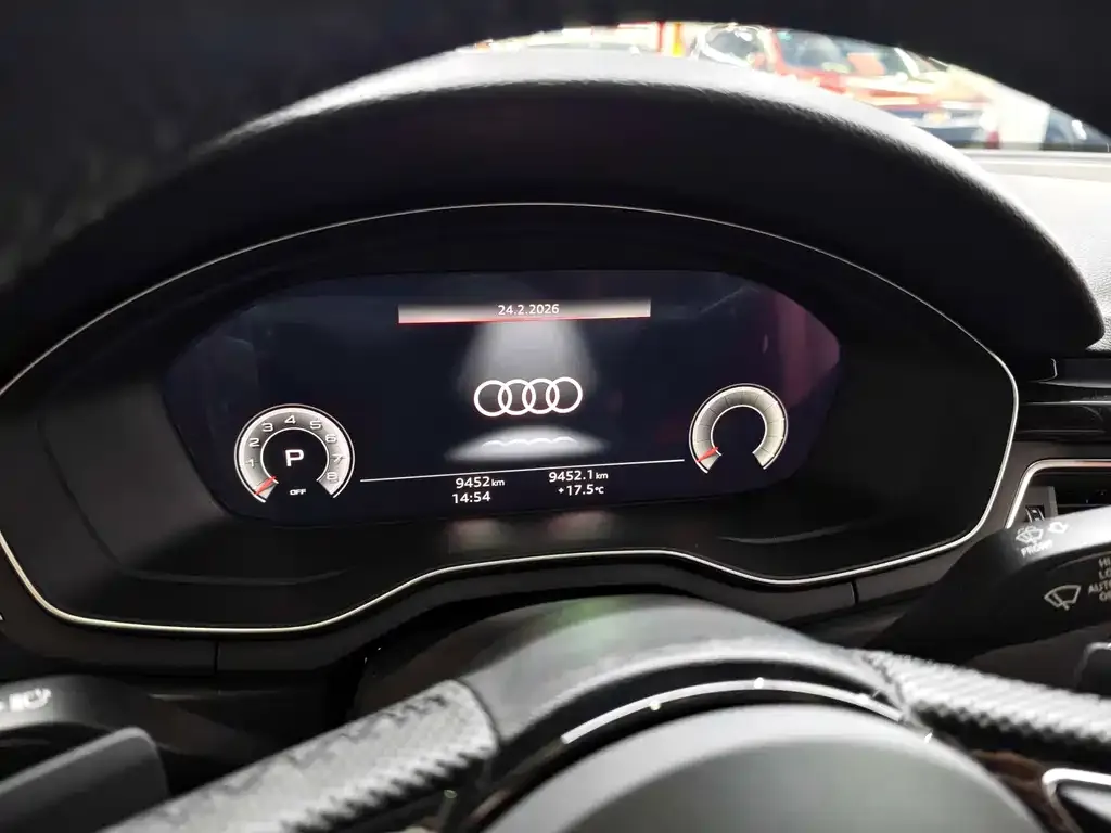 Audi A4L — фото 2