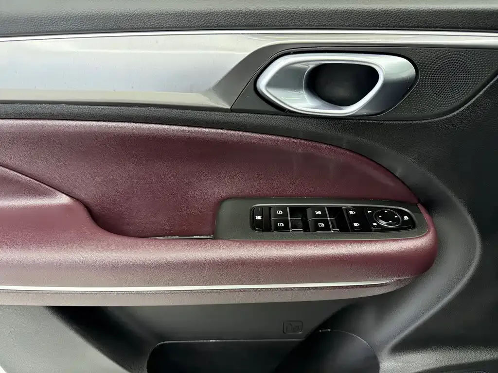 GAC Motor Trumpchi M6 2021 из CN, фото 7