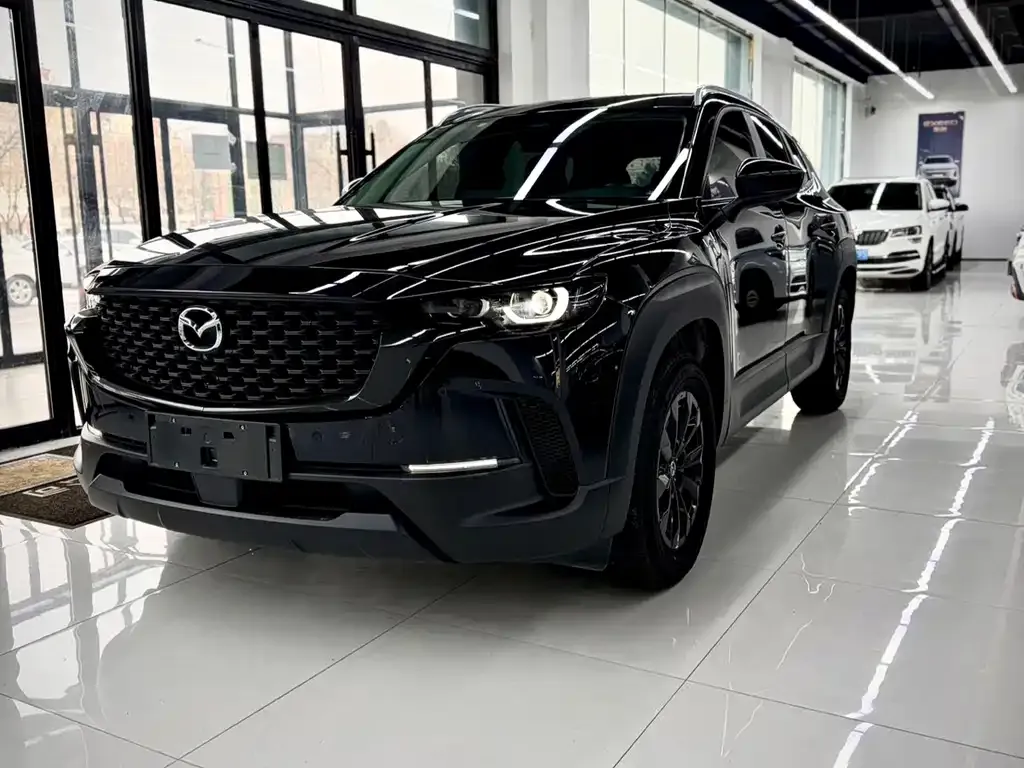 Mazda CX-50 — фото 1