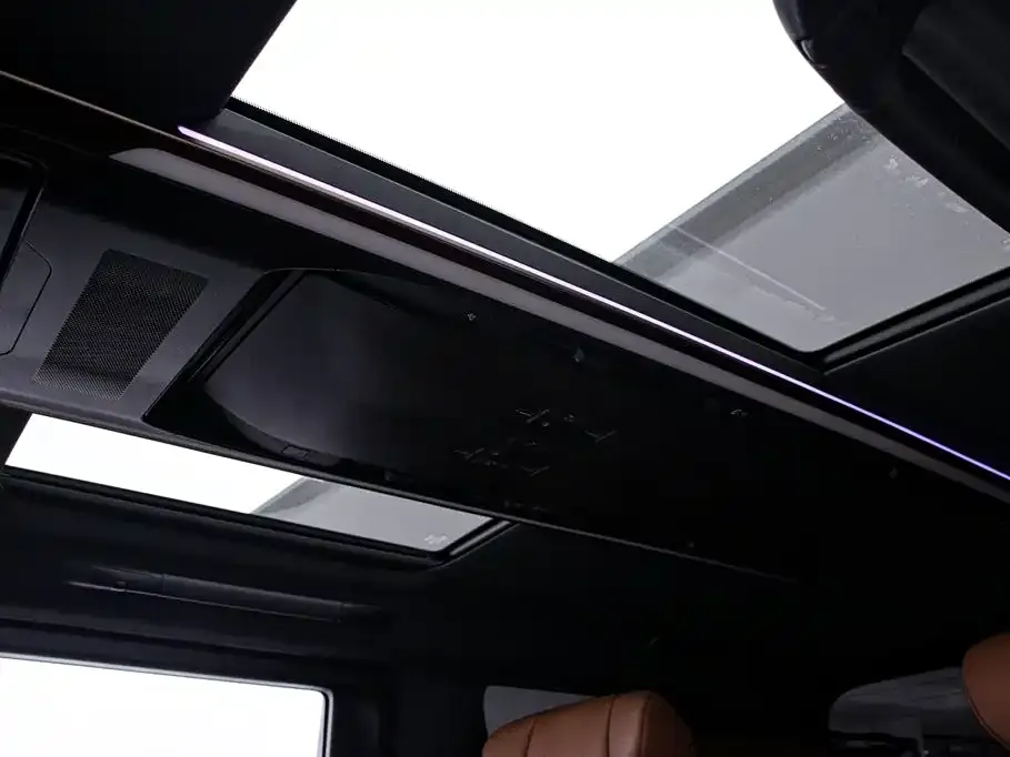 Toyota Vellfire — фото 6