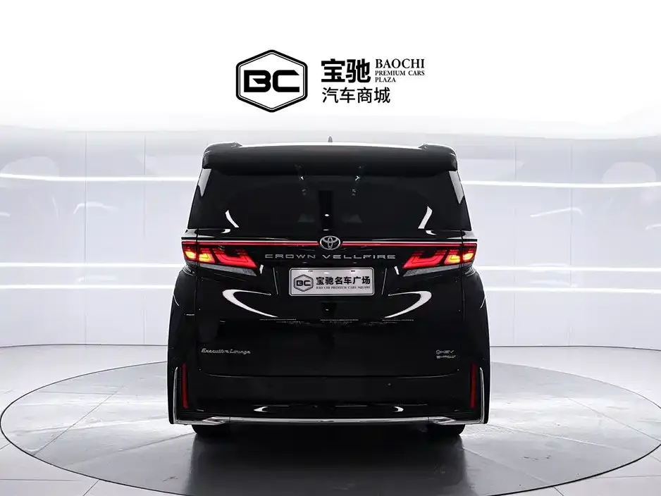 Toyota Vellfire — фото 5