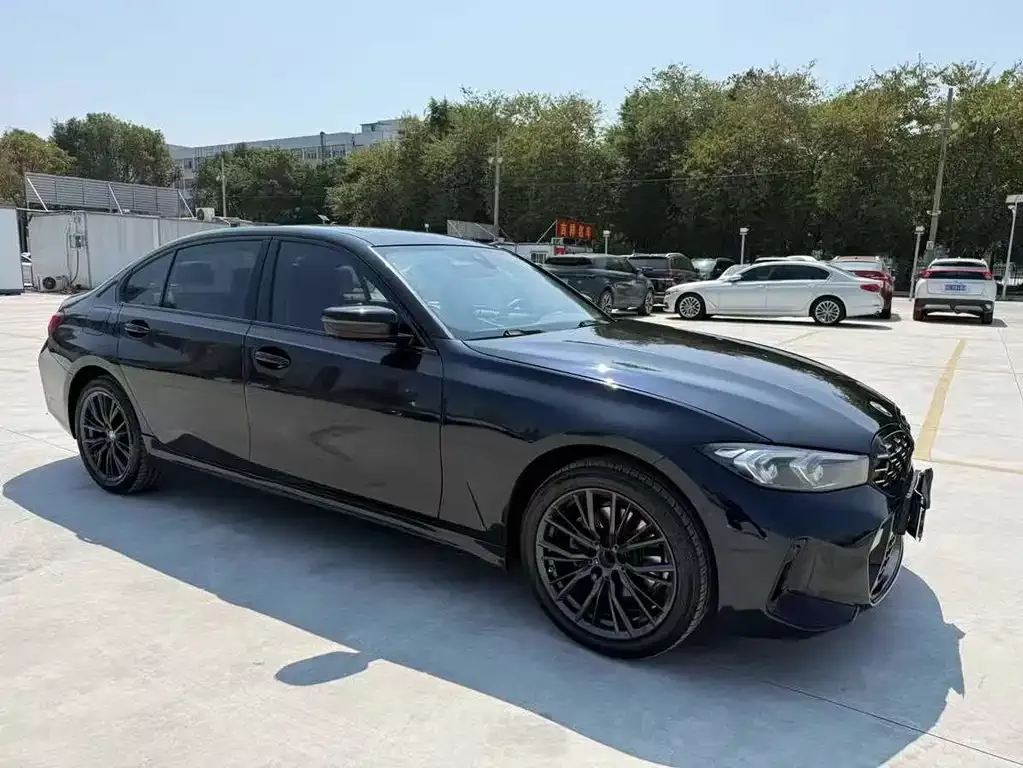 BMW 3 Series 2024 из CN, фото 3