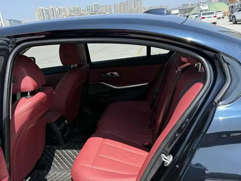 BMW 3 Series 2024 из CN, фото 6
