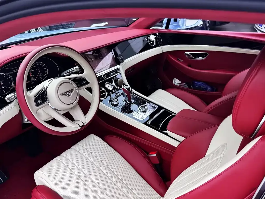 Bentley Continental — фото 6