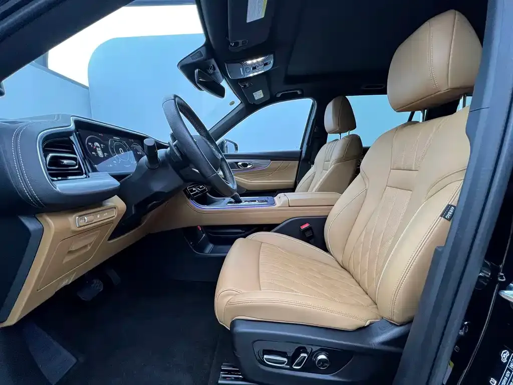 GAC Motor Trumpchi GS8 — фото 8