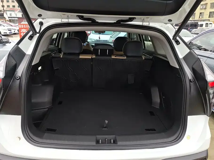 Geely Boyue L 2024 из CN, фото 6