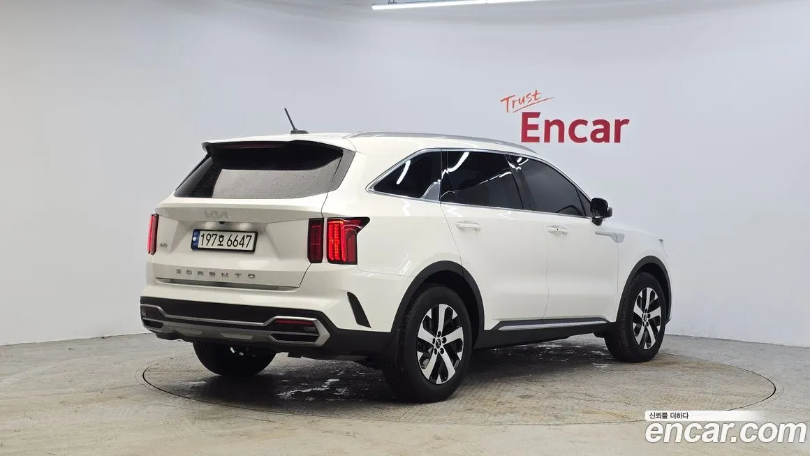 Kia Sorento — фото 7
