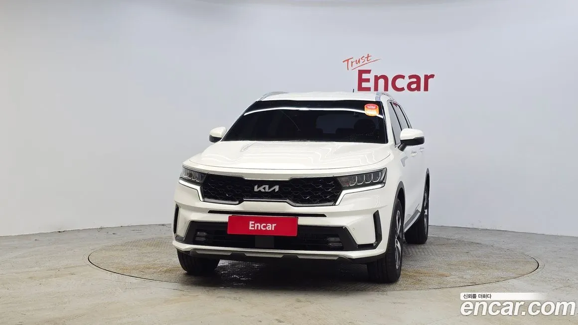 Kia Sorento — фото 9