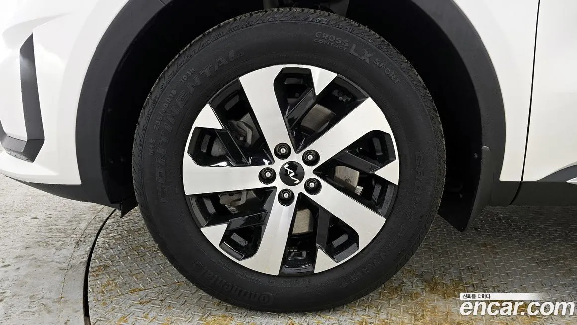 Kia Sorento — фото 10