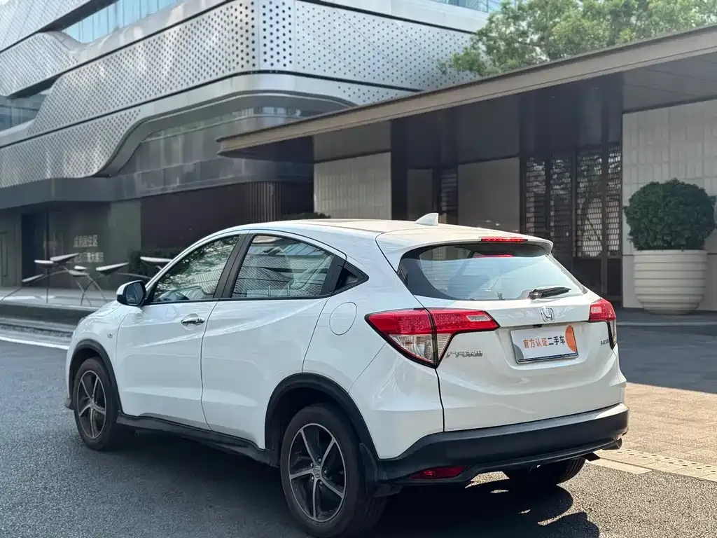 Honda Vezel 2021 из CN, фото 3