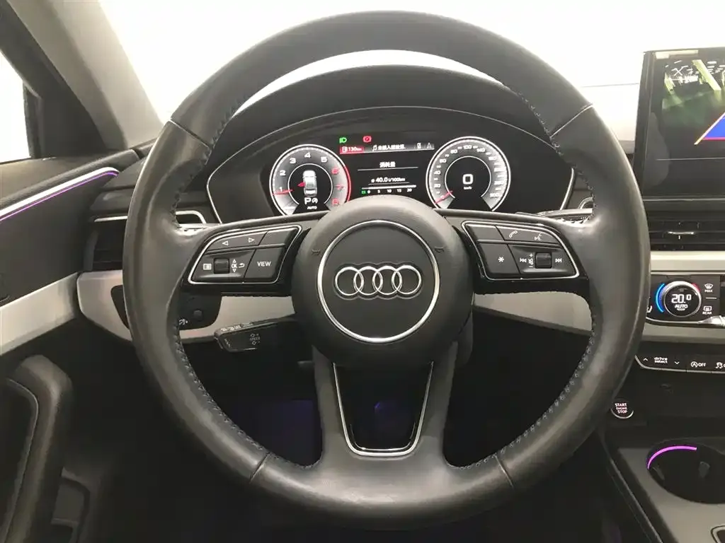 Audi A4L 2022 из CN, фото 8