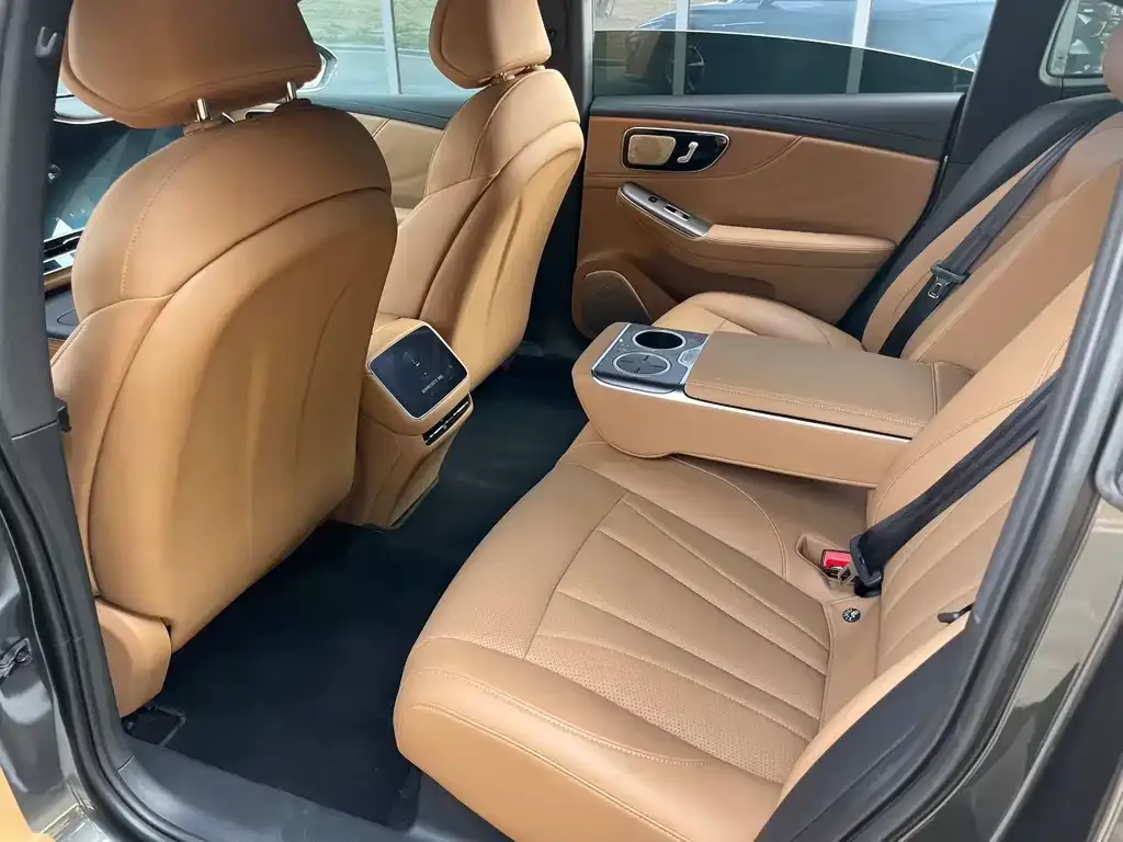 Roewe Feifan F7 2023 из CN, фото 2