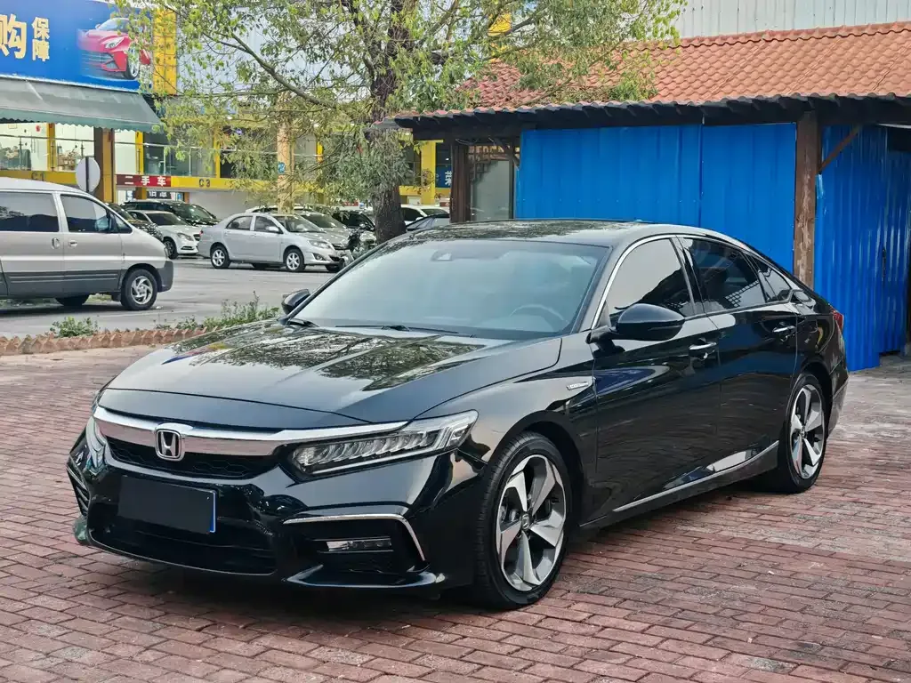 Honda Inspire — фото 1