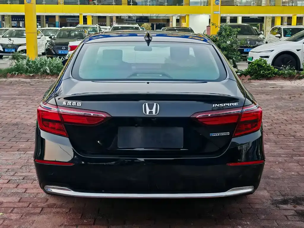 Honda Inspire — фото 10