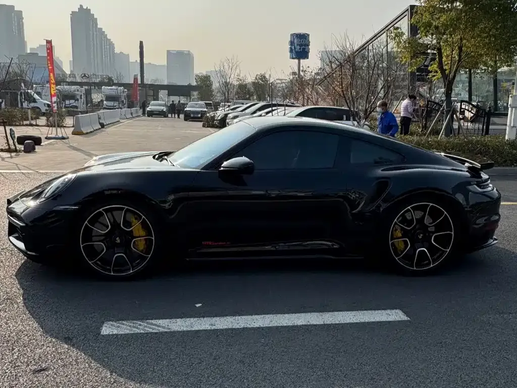 Porsche 911 2024 из CN, фото 3