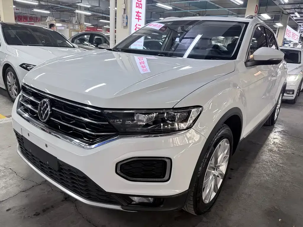 Volkswagen T-Roc 2023 из CN, фото 1