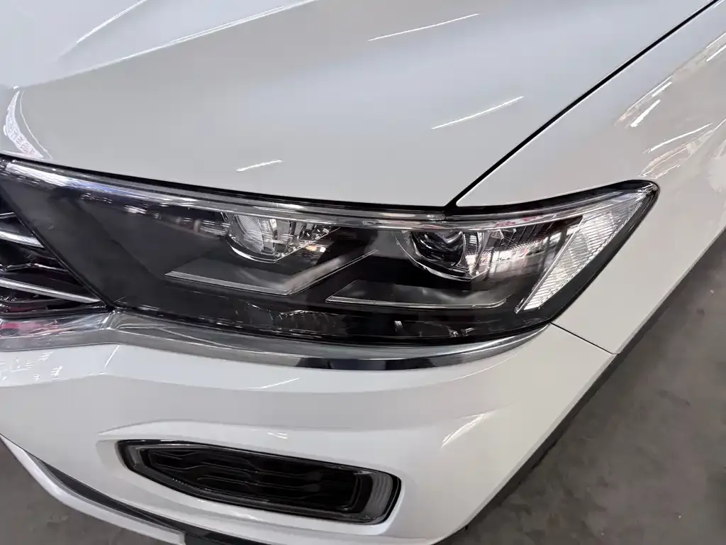 Volkswagen T-Roc 2023 из CN, фото 8
